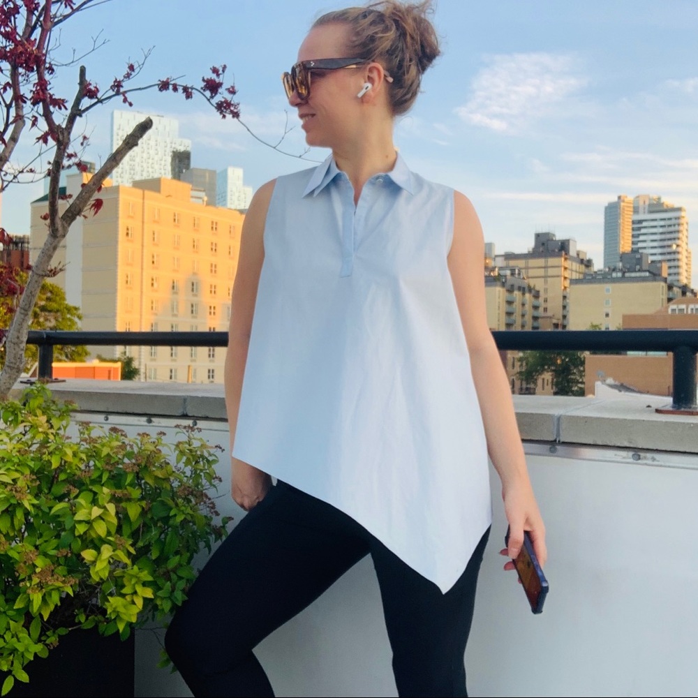 🚢 NWT BECKEN High-Low Sleeveless Blue Blouse